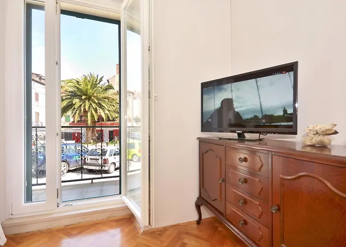 Oscar Apartment