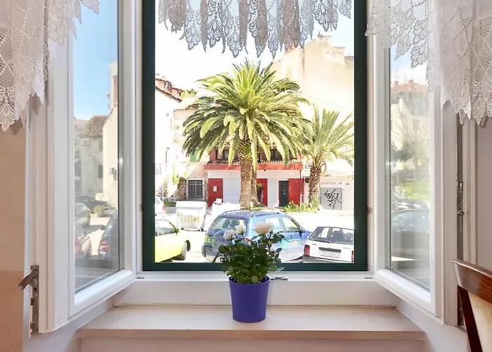 Oscar Apartment